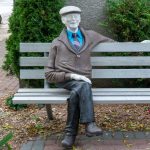 Phil Niemisto Statue